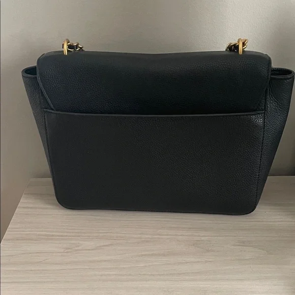 Tory Burch Black Leather Shoulder Bag with Gold Chain - Picture 5 of 8